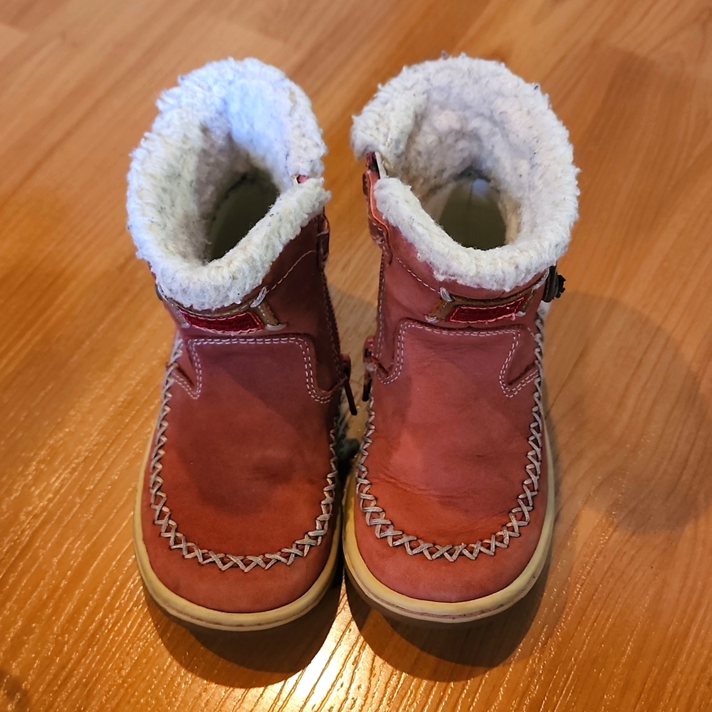 VVGUC GEOX Winter Boots (US 8.5)
